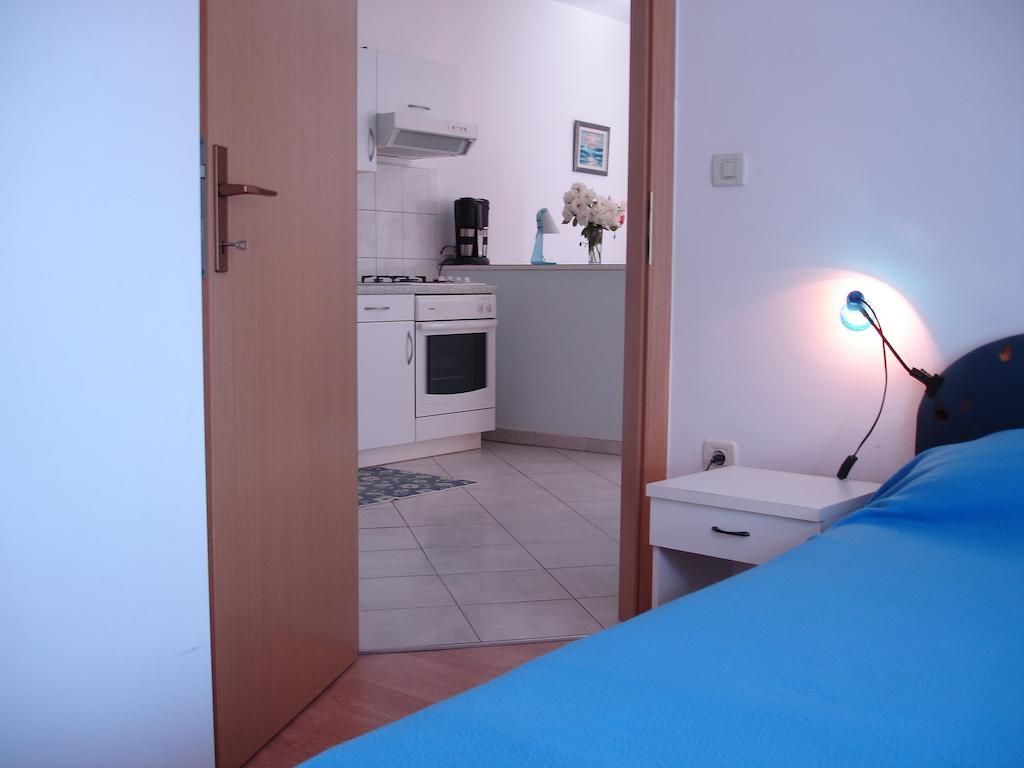 Gracia Apartments Фунтана Стая снимка